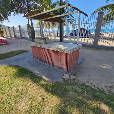 Steps From Foxwoods- Beachfront Retreat With Pools San Juan Eksteriør billede
