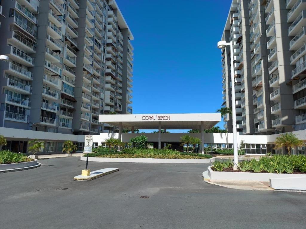 Steps From Foxwoods- Beachfront Retreat With Pools San Juan Eksteriør billede